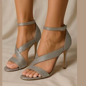 IMAGINE VINCE CAMUTO Pascal2 heeled sandals open toe shoes silver glitter sz 5.5